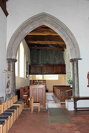 Shere - The Aisle